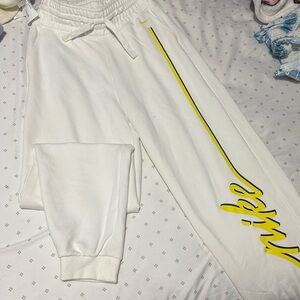 Nike joggers women size xs